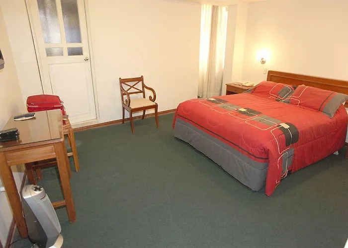 Emperador Plaza 3*