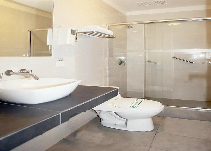 Emperador Plaza 3*