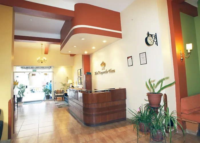 Hotel Emperador Plaza 3*