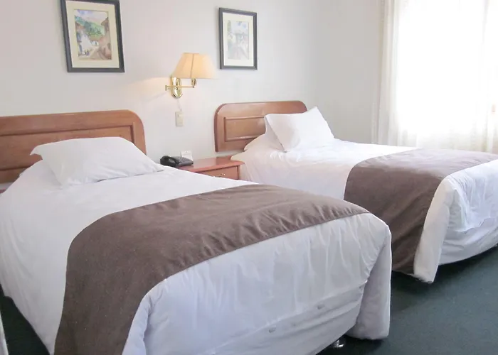 Emperador Plaza 3*