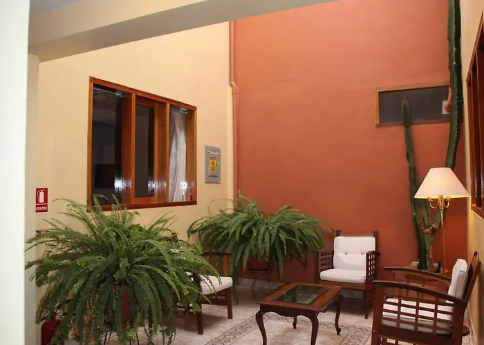 Emperador Plaza 3*