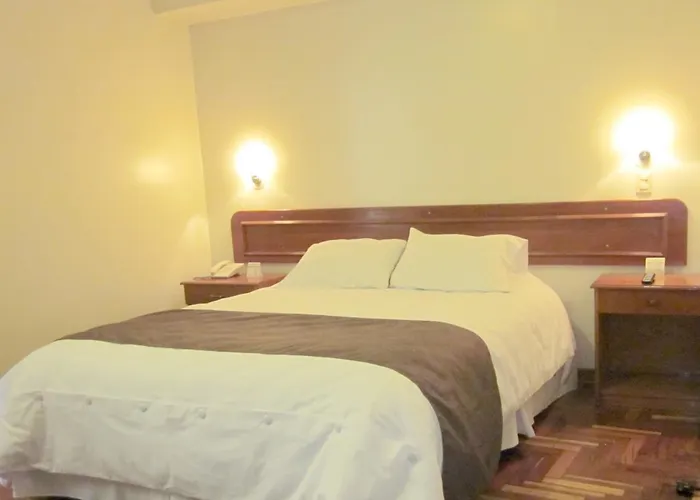 Emperador Plaza 3*