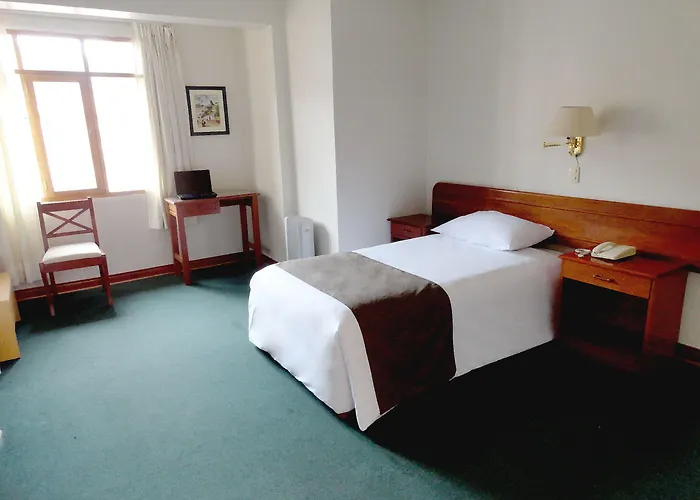 Emperador Plaza 3*